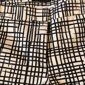 crop black and white pants